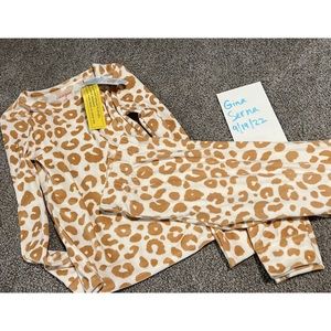 Brand new super soft 2 piece pajamas